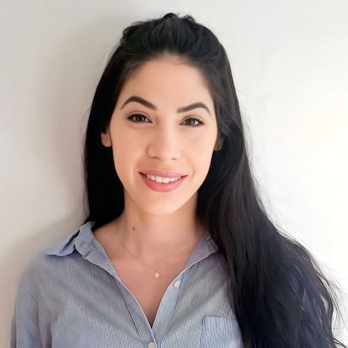 Joanna Katsigeorgis, PsyD headshot 500x500